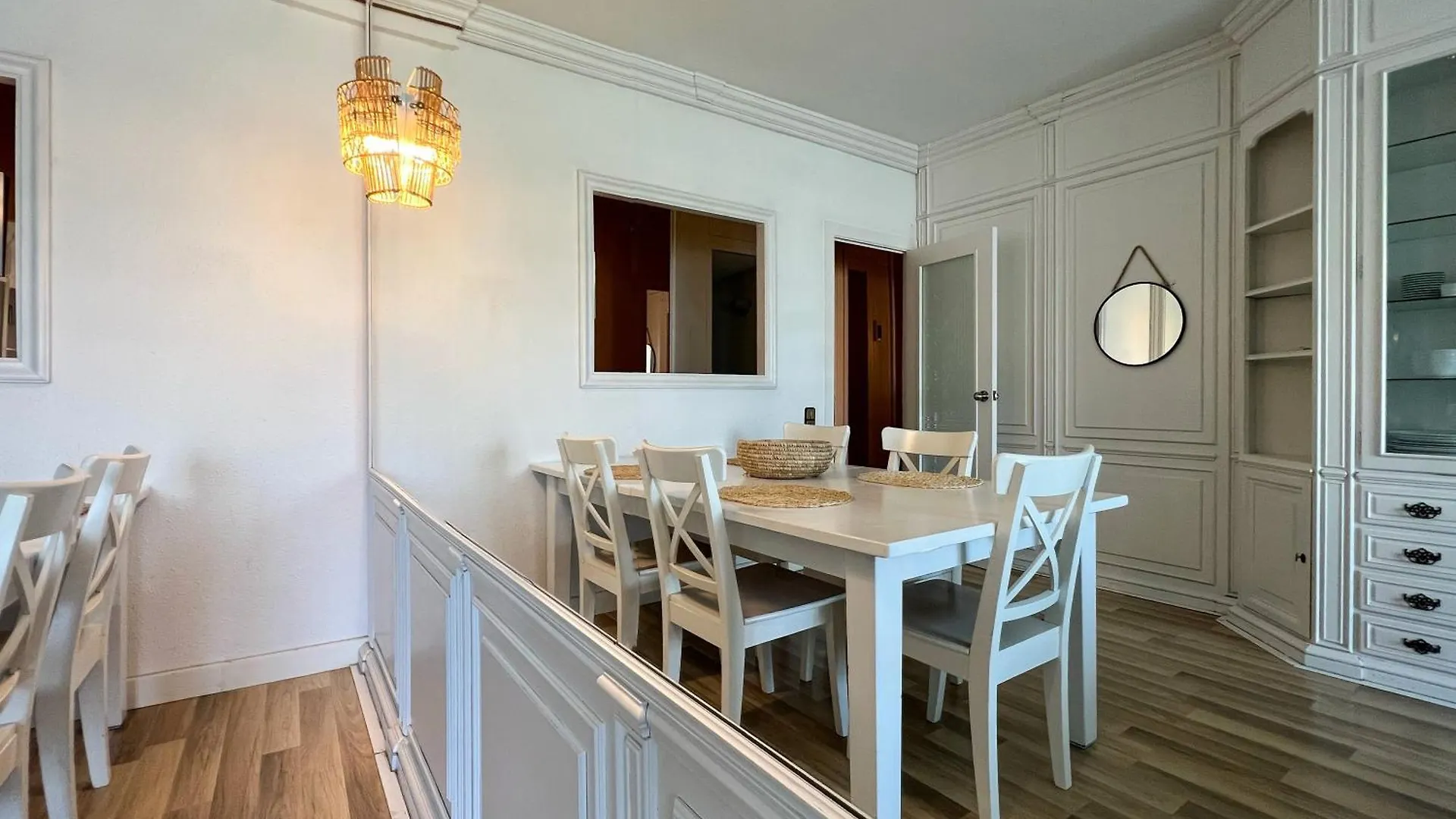 Stay U-Nique Apartments Sardenya II Barcellona Spagna