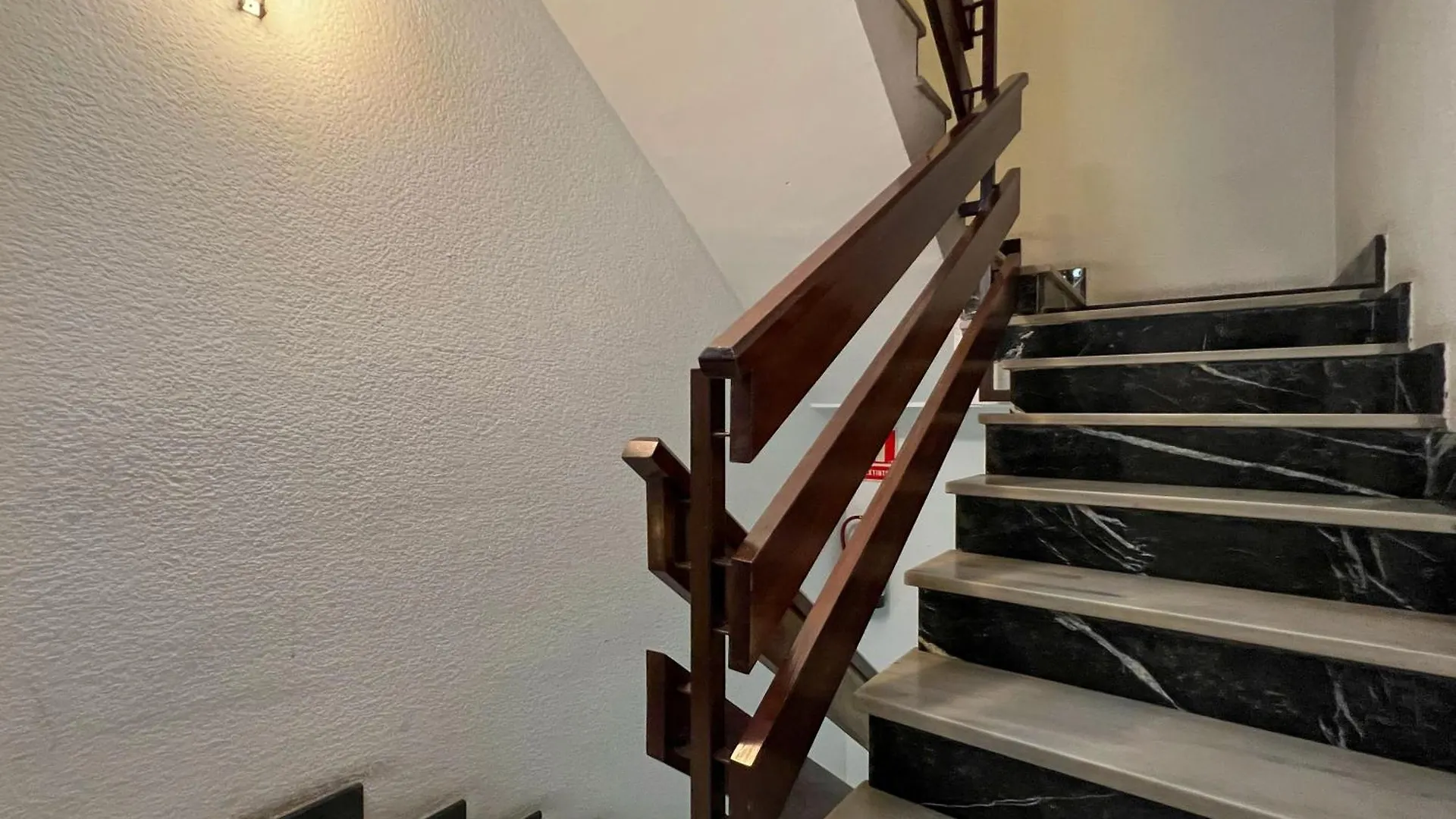 Stay U-Nique Apartments Sardenya II Barcelona Spanien